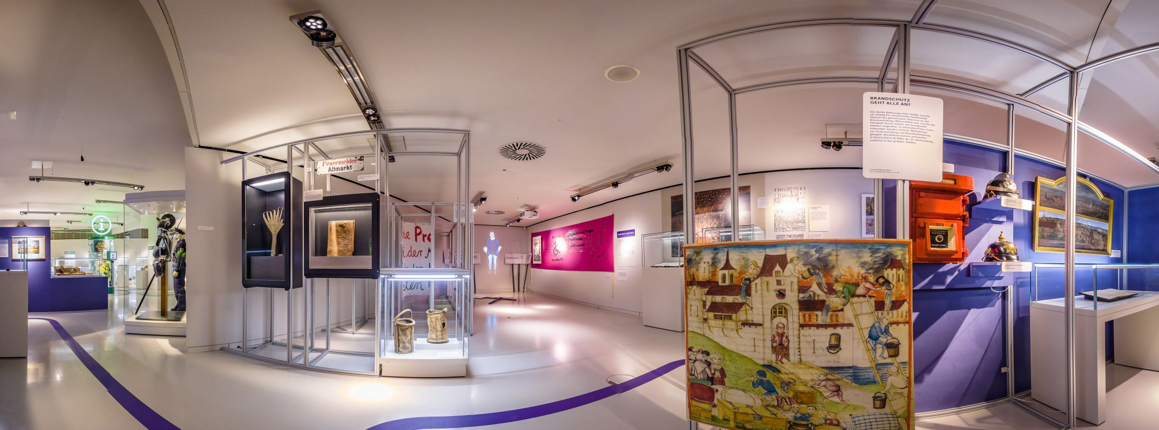 Panoramafoto aus der Ausstellung "Die Stadt"